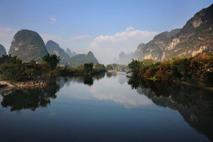 Private Tagestour in Yangshuo : Radfahren, Li-Flussboot und Mittagessen