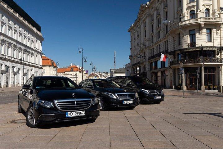 Mercedes tot uw beschikking in Warschau (4 - 12 uur) / winkelen tour
