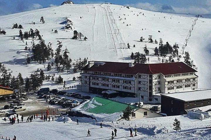 アンカラシティまたはエセンボーア空港とカルタルカヤスキーリゾート間のプライベートトランスファー