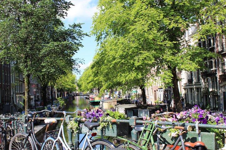 Amsterdam : 自転車レンタル＆無料セルフガイド付き自転車ツアー EN/FR/DE/ES