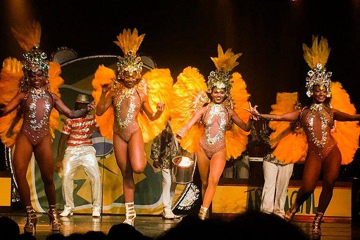 Guidet tur til Ginga Tropical Music Show med middag