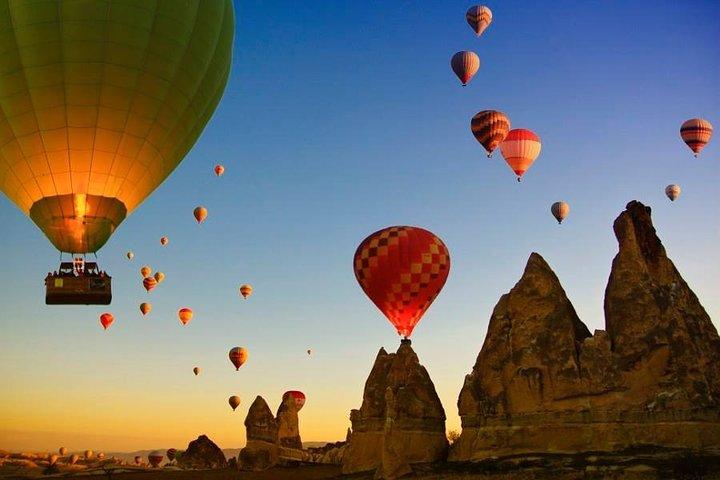 Turkey Tour: Istanbul, Laodicea, Pamukkale, Efesus, Kapadokien