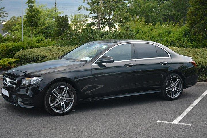 Kクラブストラファンからアデアマナーまでの専用車サービス