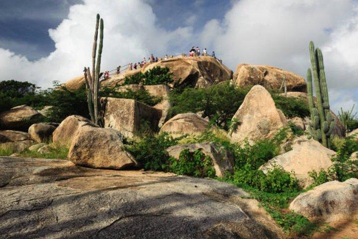 Escursione a terra ad Aruba: tour delle attrazioni e delle delizie