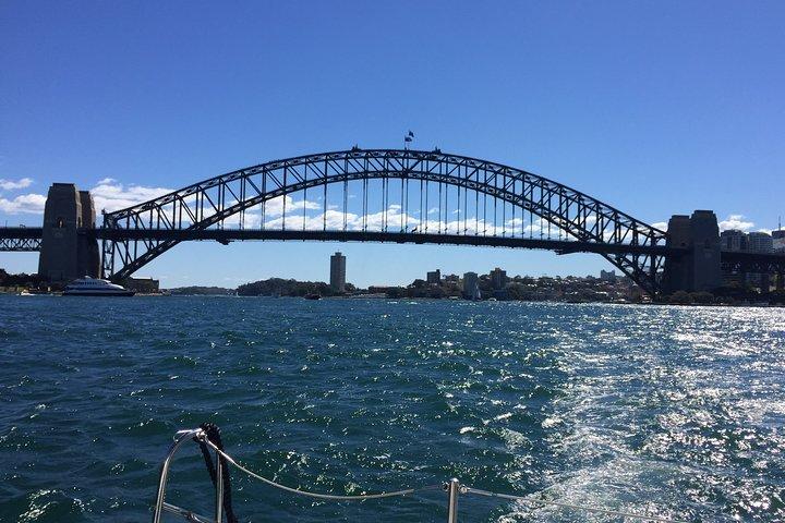 Private BYO Sydney Harbour Catamaran Cruise - 60 oder 90 Minuten