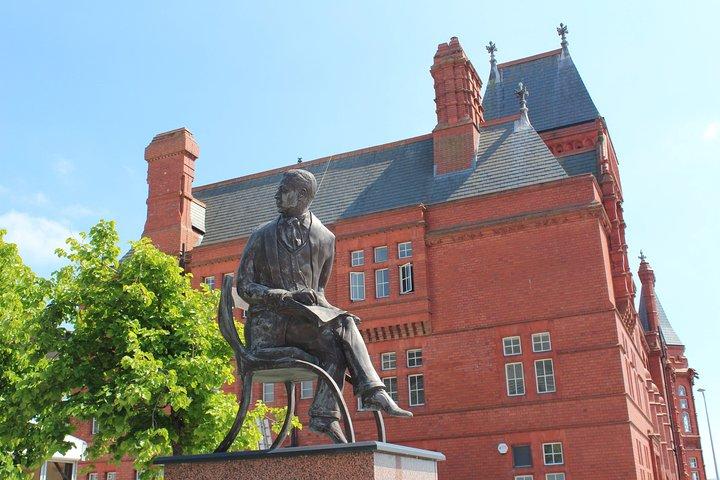 Cardiff Private Day Tour Cardiff Castle, St Fagans och Cardiff Bay