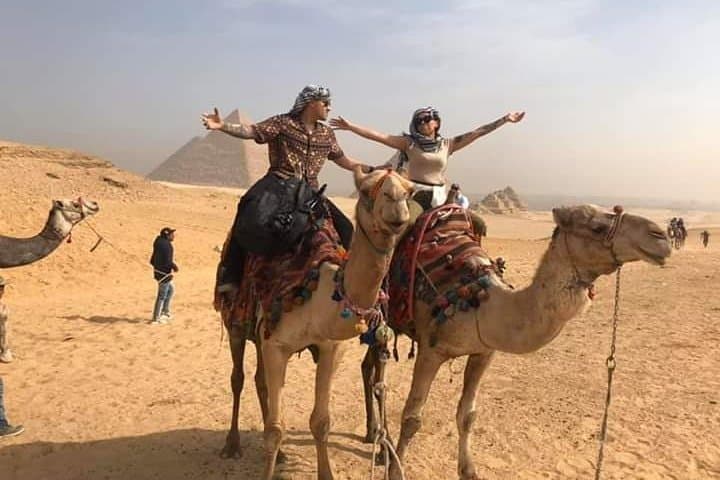 Private Camel or Horse Ride around the Giza Pyramids