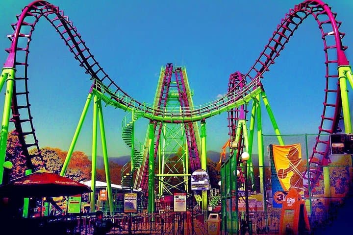 Discover Six Flags: Best Amusement Park in Mexico
