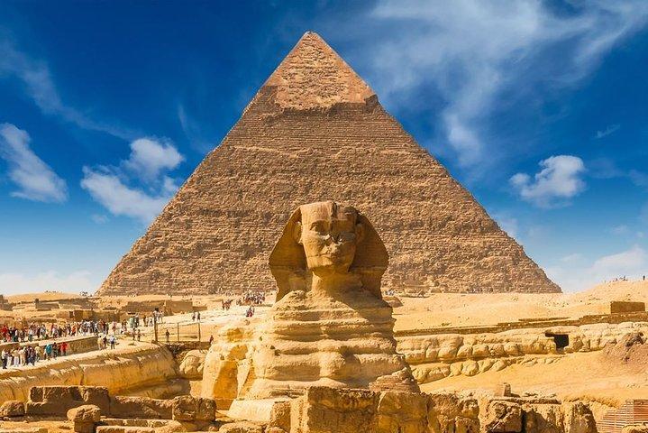 30Mのラクダに乗ってギザのピラミッドとスフィンクスへの半日旅行