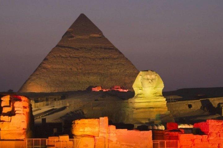 Ljud- och ljusshow på Giza-pyramiderna och Nile Dinner Cruise