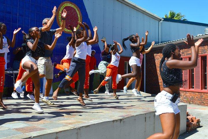 PVT Zumba w / Kids + Stroll'Hood w / Founder—Township 2part Tour