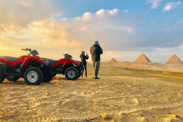 Quad ATV rund um die Wüste von Gizeh Pyramiden
