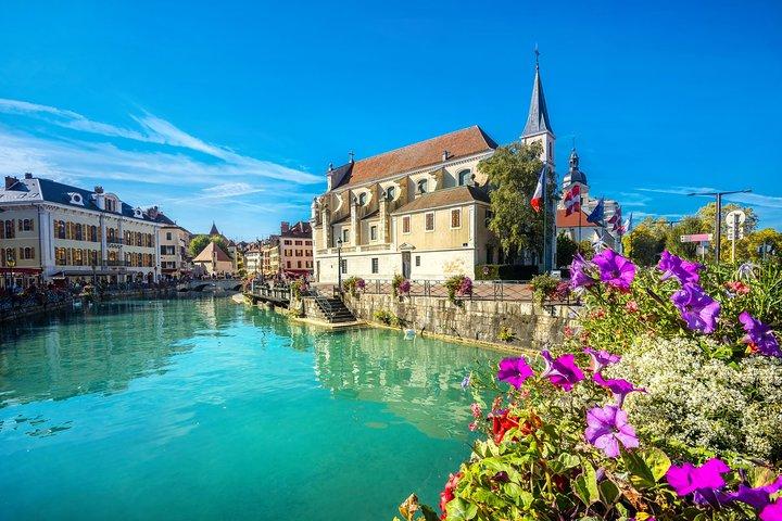 ジュネーブからフランスのアヌシーへのプライベート旅行