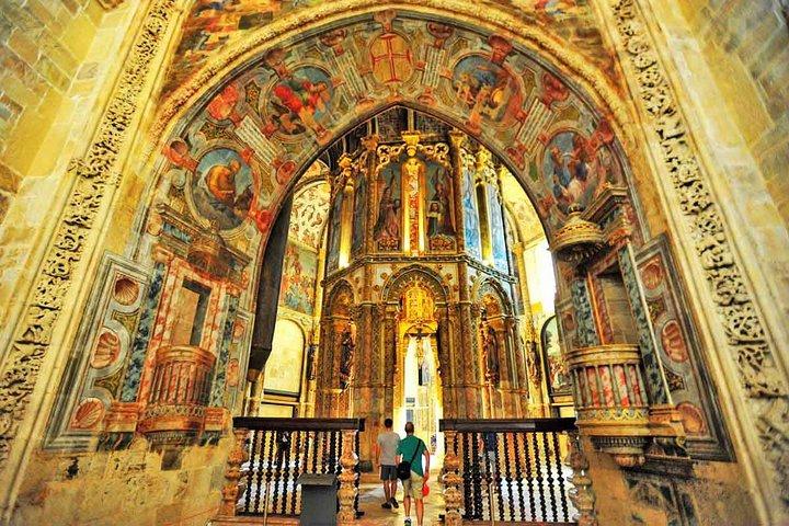 Private day tour Tomar (Knights Templar) and Coimbra from Lisbon