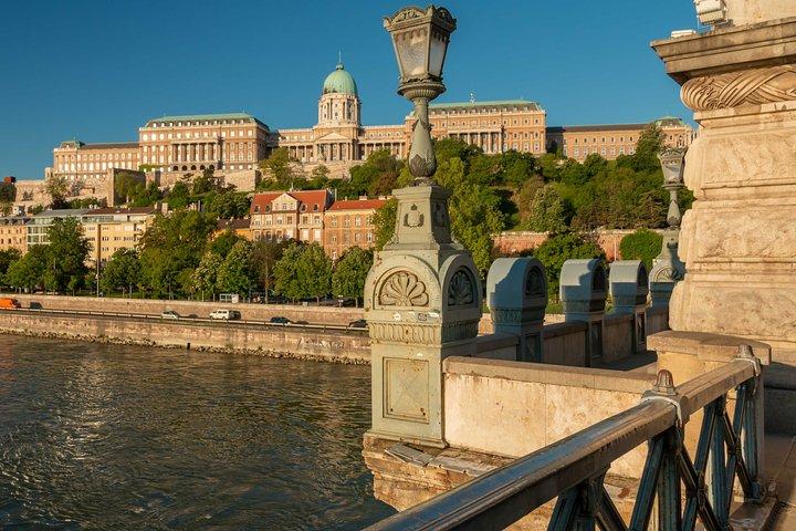 4 timmar lång privat minivan turné i Budapest