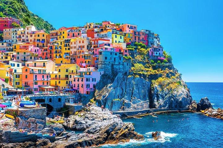Upptäck magin i Cinque Terre: Privat dagstur från Florens