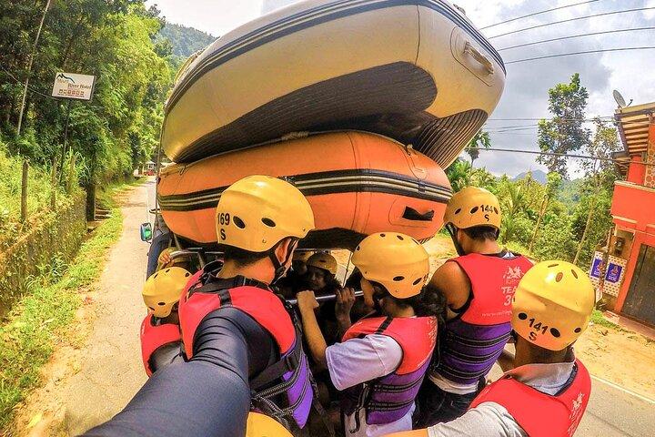 Rafting sulle rapide da Colombo
