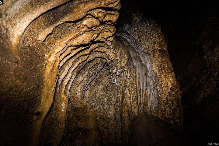 Explore Pannila Cave from Mount Lavinia