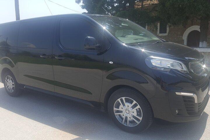 Privat transfer till IKOS OLIVIA