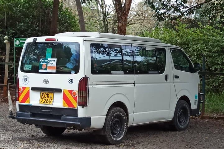 Hire Tour Van for Game Drive From Nairobi