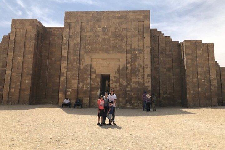Tur till Memphis, Sakkara och Dahshour-pyramiderna med egyptisk lunch från Kairo