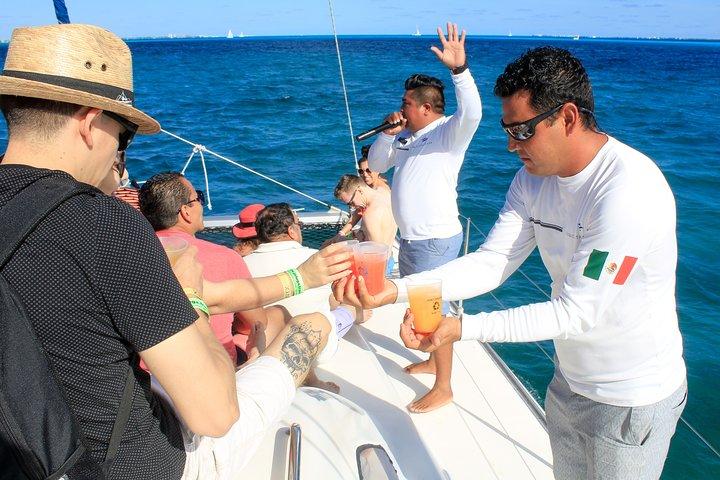 イスラムヘーレスプレミアムカタマラン