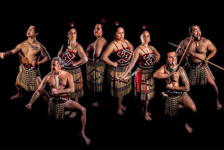 Private Tour[2 Days]: Te Puia & Waimangu Volcanic Valley Combo