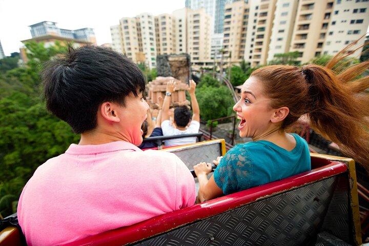 Sunway Lagoon Theme Park Ticket und 1 WAY Transfer (SIC - geteilter Transfer)