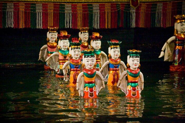 Experiencia nocturna de 5 horas en Hanoi con comida callejera y espectáculo de marionetas de agua