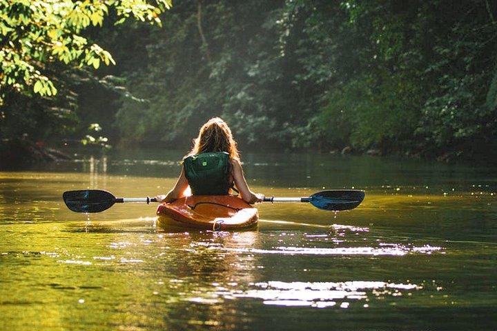 Kajakken vanuit Kitulgala
