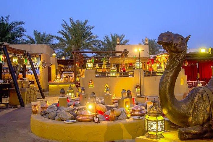 Middag på Al Hadheerah Bab Al Shams Desert Resort