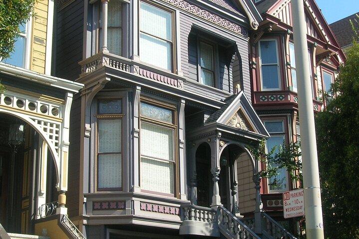 Walk the Haight: SF のヒッピー カウンターカルチャーのガイドなしオーディオ ツアー
