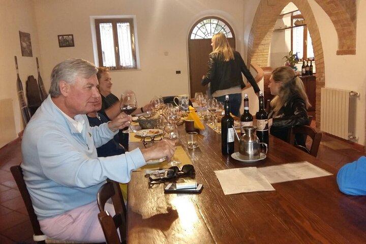 Montepulciano und Pienza Tuscany Wine & Cheese Fullday aus Rom