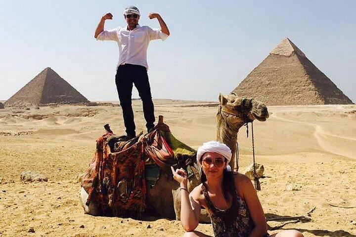 Le Caire: visite guidée privée d'une journée complète aux pyramides de Gizeh, au Sphinx, à Sakkara et à Dahshur