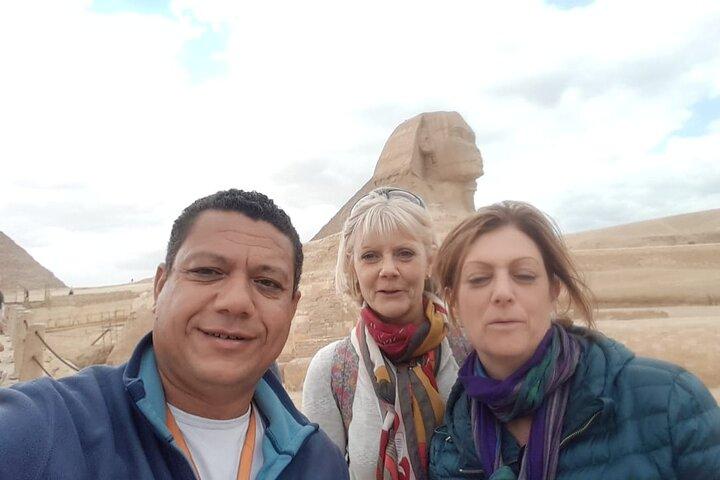 Caïro: privérondleiding van een hele dag naar de piramides van Gizeh, de sfinx, Sakkara en Dahshur