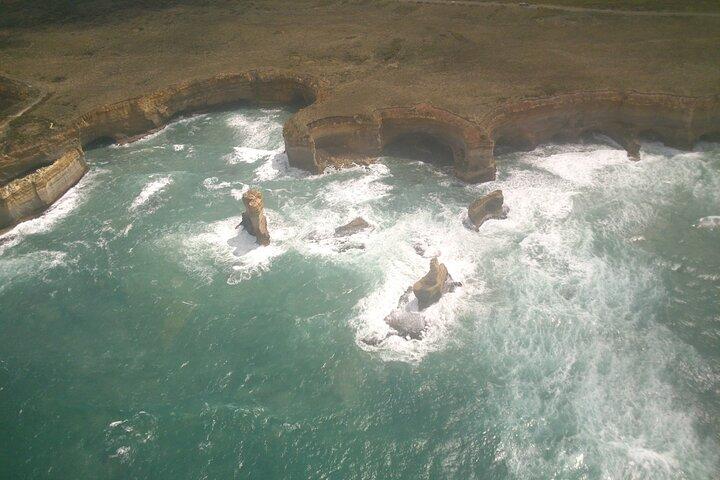 メルボルンからのエクスプレス十二使徒日帰り旅行
