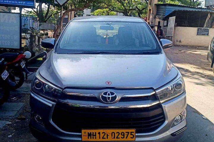 Privétransfer van Pune naar uw accommodatie in Mumbai