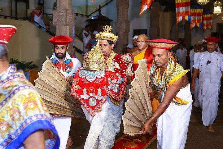 Kandy Esala Perahera - Dag 03 (2026 - Aug - 20)