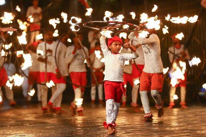 Kandy Esala Perahera - Dag 10 (2026 - Aug - 27)