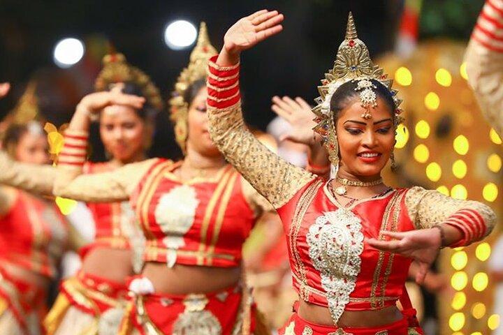 Kandy Esala Perahera - Dag 09 (2026 - Aug - 26)