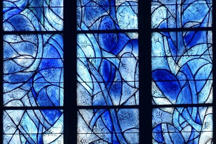 Privérondleiding van 1 uur: Chagall Windows in Saint Stephan’s Mainz