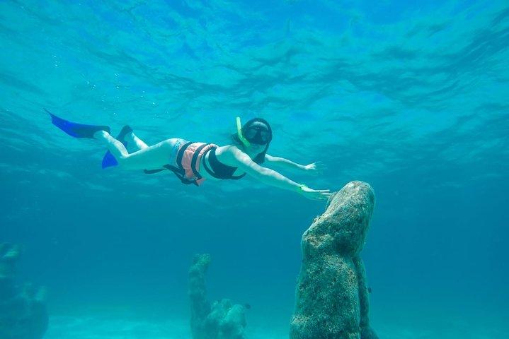 Meio dia de catamarã particular para Isla Mujeres