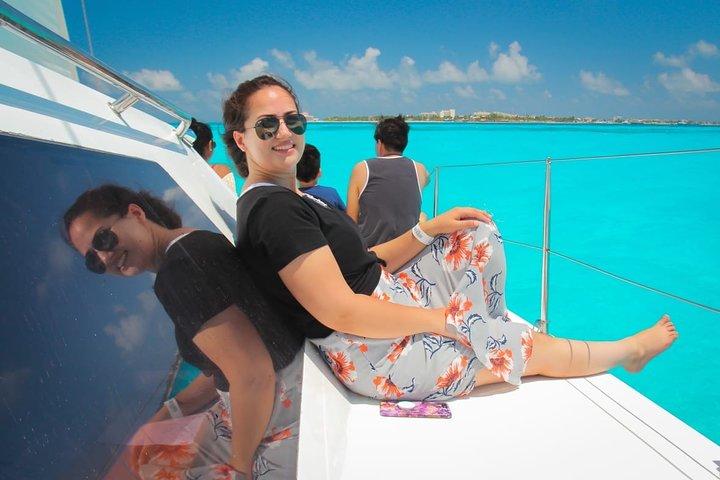 Meio dia de catamarã particular para Isla Mujeres