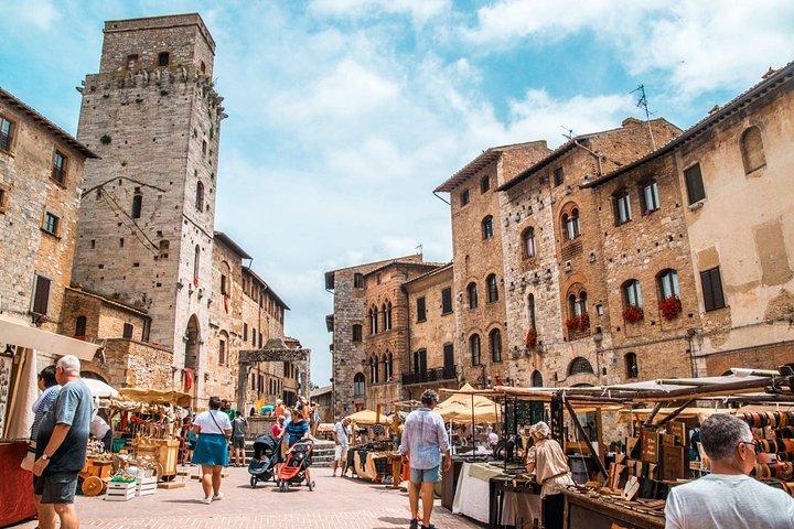 Livorno Port Shor Excursie: Siena San Gimignano lunch en wijnproeverij