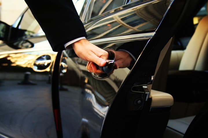Door-To-Door Private Transfer Fiumicino FCO Airport to Ravello or viceversa
