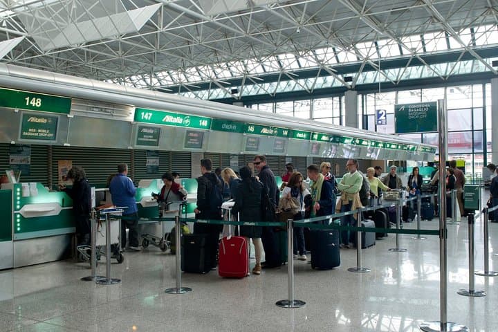 Door-To-Door Private Transfer Fiumicino FCO Airport to Ravello or viceversa