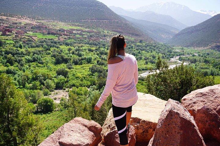 Marrakech: Atlasbergen, Berberbyar, Agafay & Camel Ride