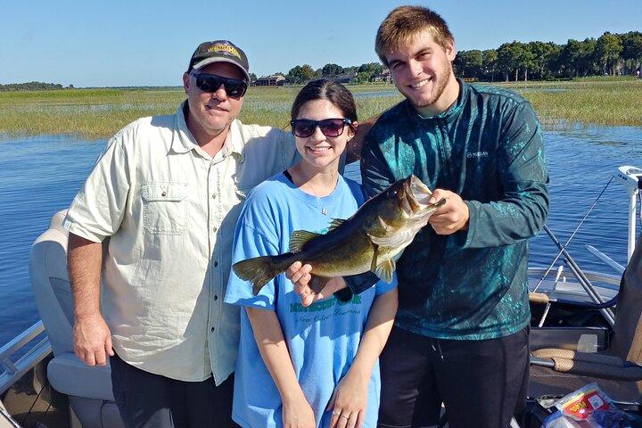 Private Lake Toho Pontoon Fishing Charter perto de Orlando