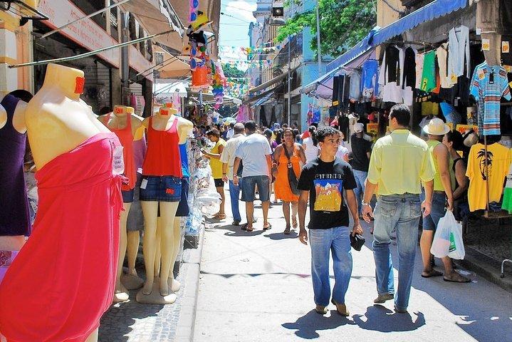 Geführte Tour über den Saara-Flohmarkt mit Transfer