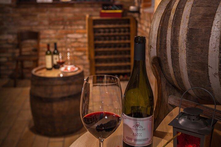 Hotel Triglav Bledのワインセラーでのスロベニアワインの試飲